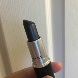 Mac Grey Friday lipstick!